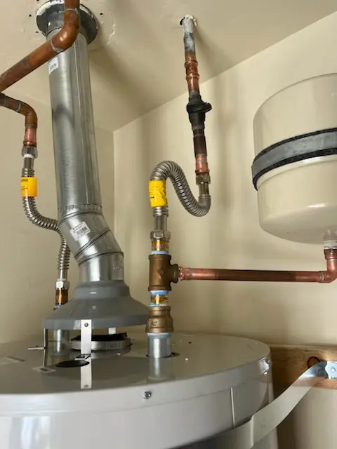 Water heater installation and plumbing repair in Antwerp